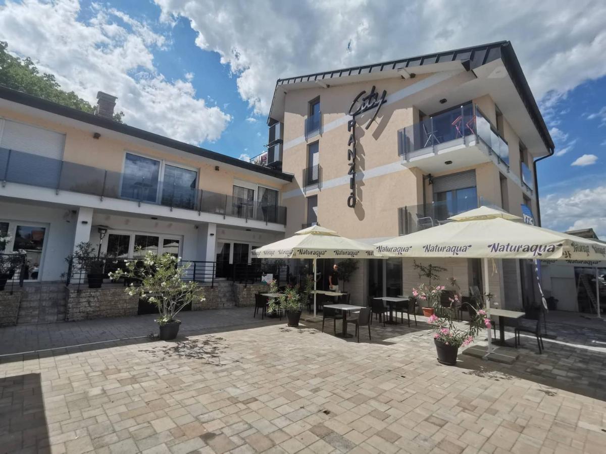 City Apartman Haz Balatonlelle Exterior photo