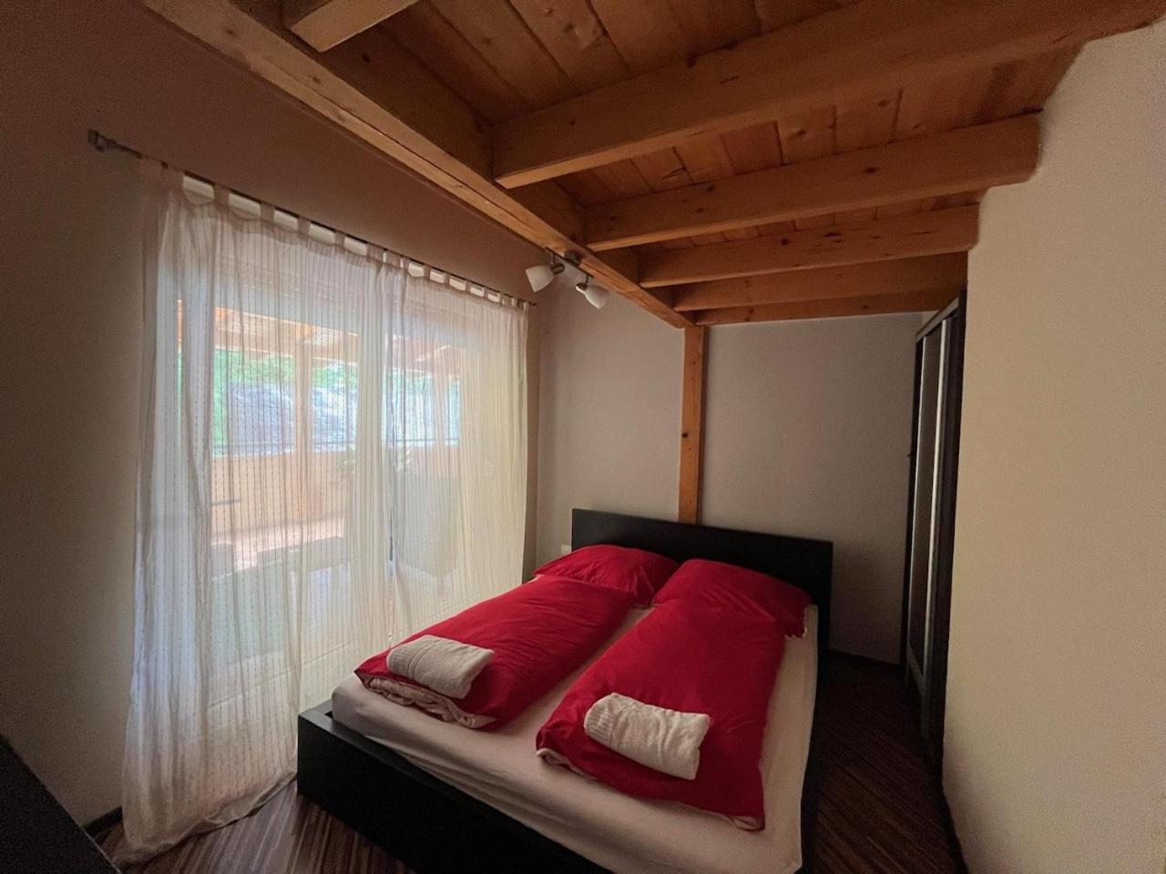 City Apartman Haz Balatonlelle Exterior photo